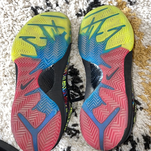 Nike Kobe IV - Picture 5 of 5